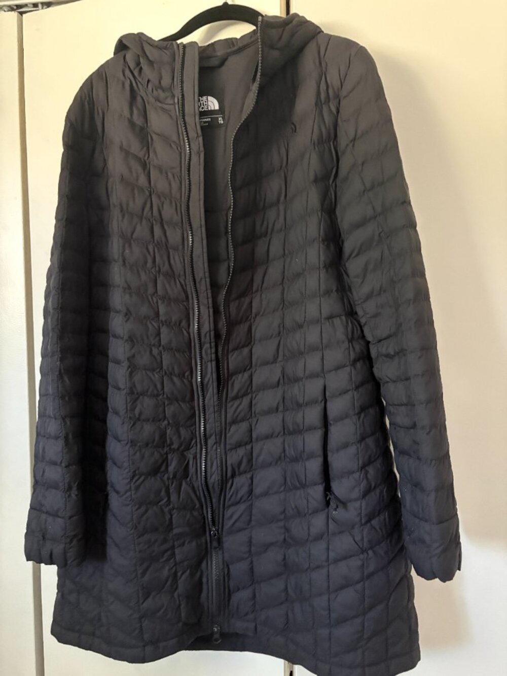 The North Face Women's Black Quilted Hooded Jacket – Size XL